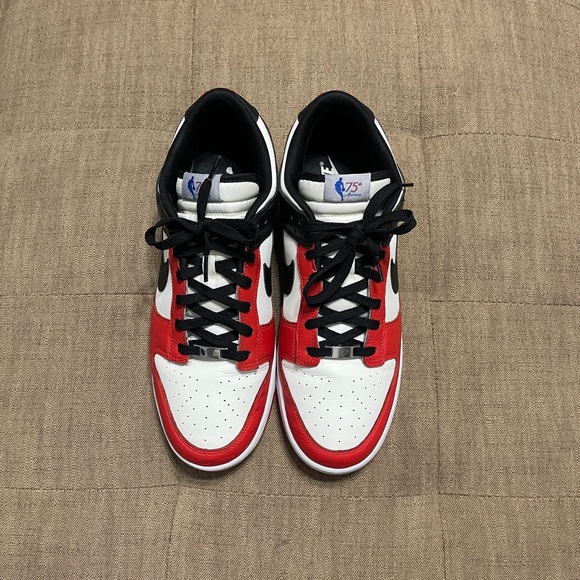 Nike Dunk Low EMB Chicago - Picture 3 of 9